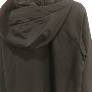 Columbia Jackets & Coats - Columbia water proof jacket size medium Columbia Jackets & Coats - Columbia water proof jacket size medium